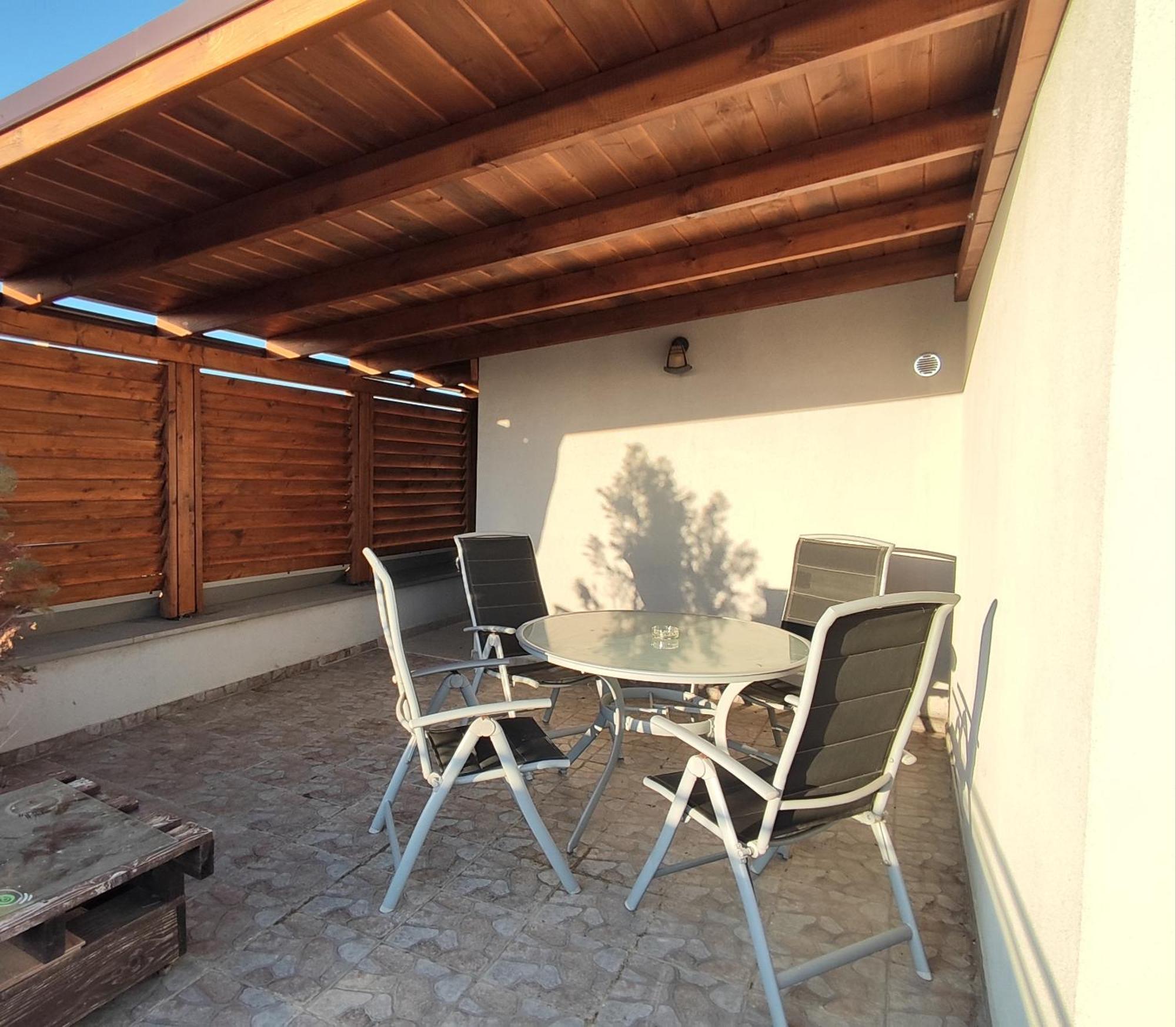 דירות Rovinka Apartman Dominika מראה חיצוני תמונה